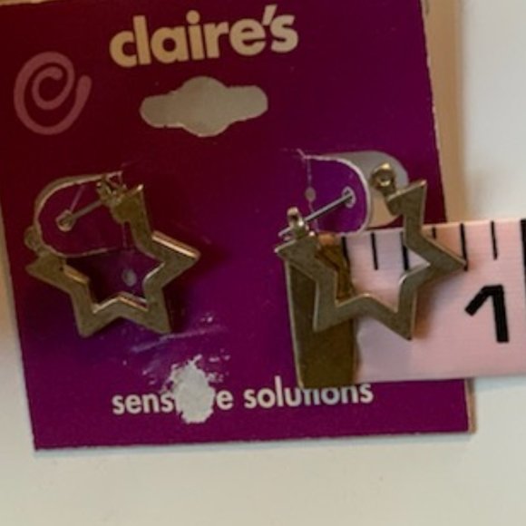 Claire's Star Earrings - Picture 6 of 6